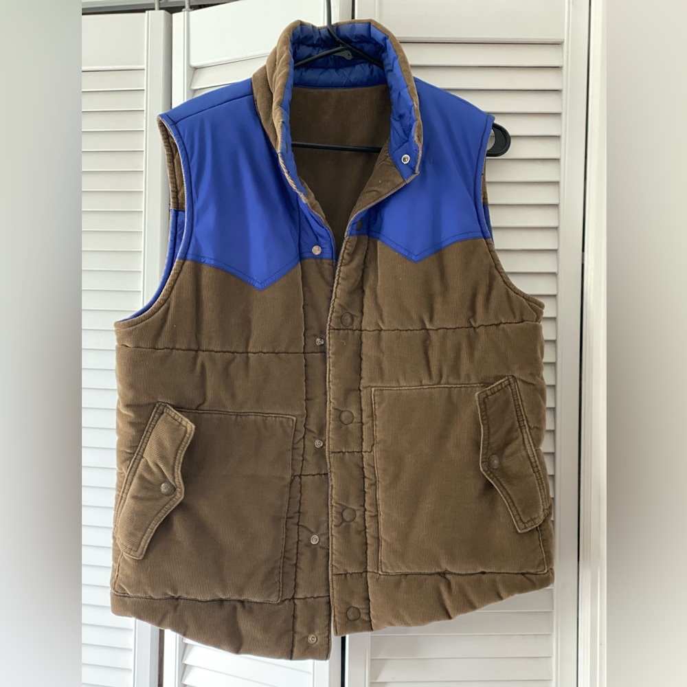 Men’s Levi Strauss Reversible Puffer Vest size Large